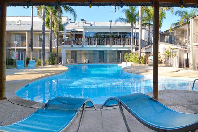 Mandurah Motel And Apartments Екстериор снимка