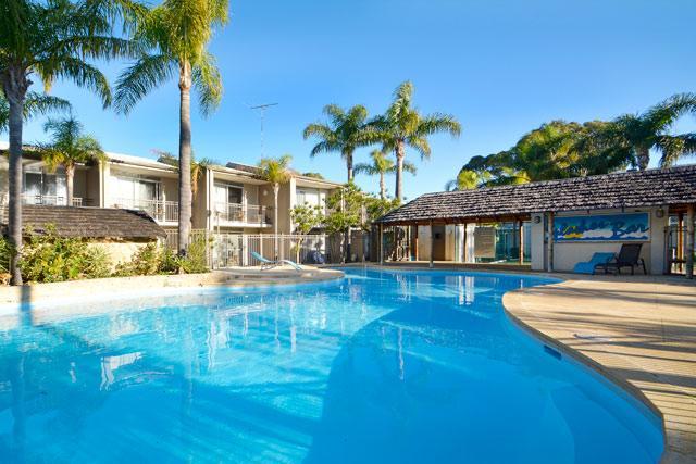 Mandurah Motel And Apartments Екстериор снимка